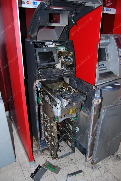 ROMPAKAN ATM