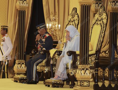 AL-SULTAN ABDULLAH RI'AYATUDDIN AL-MUSTAFA BILLAH SHAH