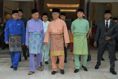 KL39_20092019_AGONG_BN201909191670