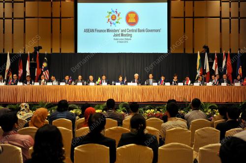 KL39_21032015_AFMM