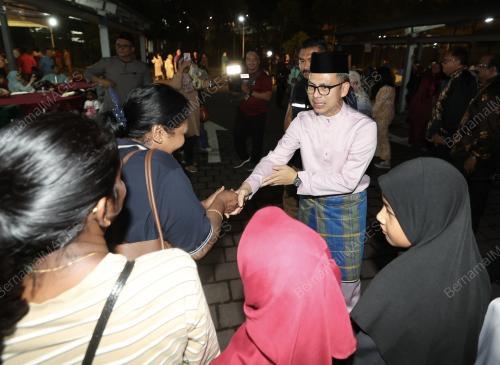 FAHMI FADZIL