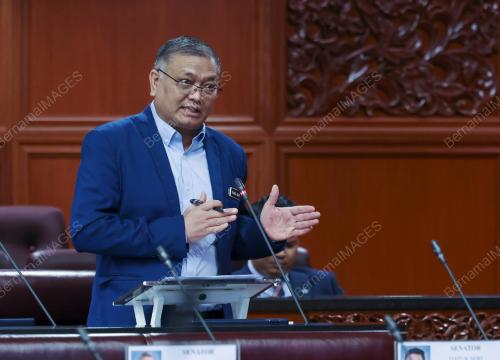 DATUK SERI DR SHAMSUL ANUAR