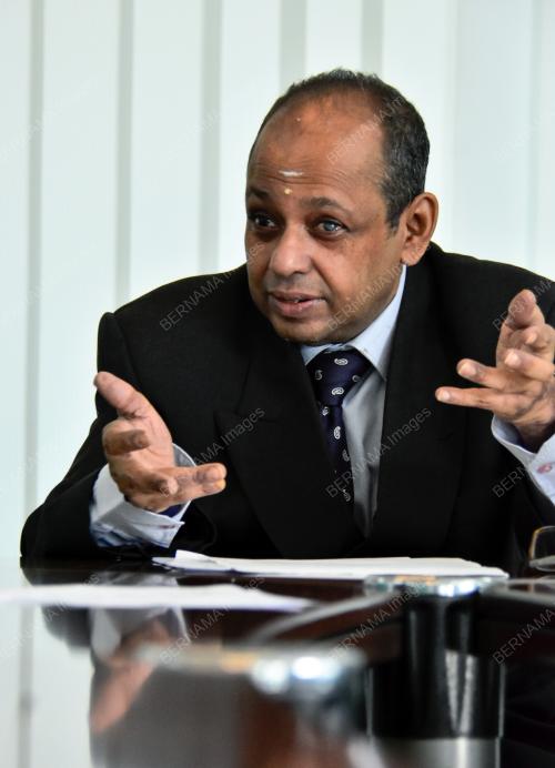 DR P SIVANESWARAN