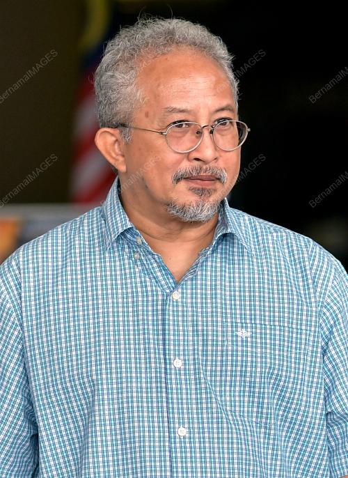 AHMAD FEISAL MOHD KAMIL