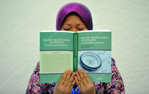 MAJLIS PELANCARAN BUKU 'ISLAMIC TRANSACTION AND FINANCE'