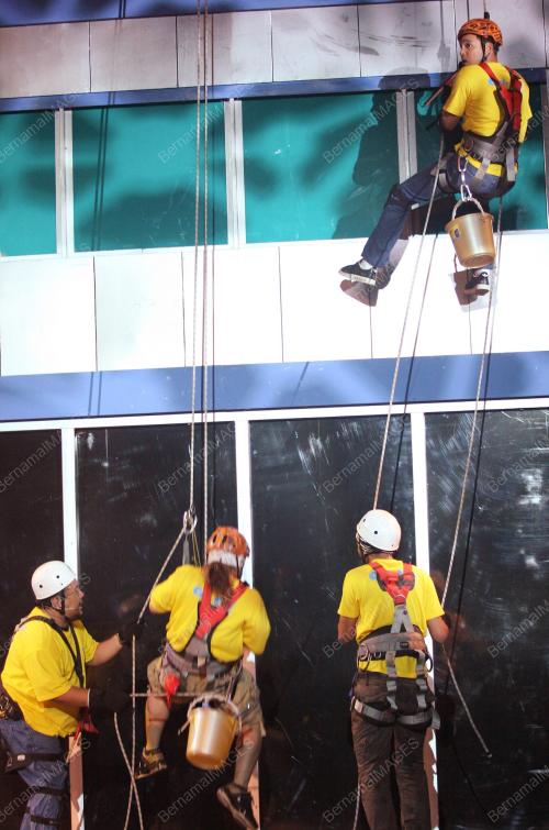 KL39_24022012_MUSIKAL
