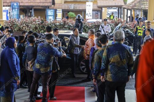 DATUK SERI ANWAR IBRAHIM
