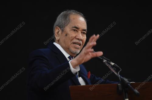 DATUK SERI DR WAN JUNAIDI TUANKU JAAFAR