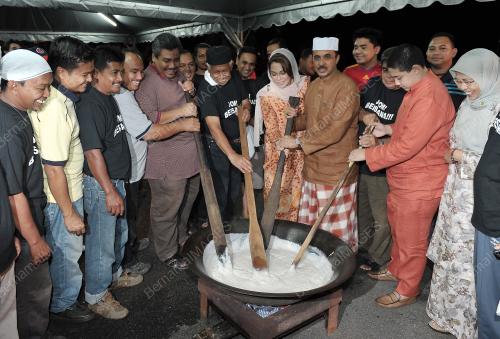 ZULHASNAN RAFIQUE