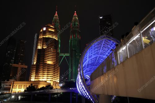 TINJAUAN HARI NATAL