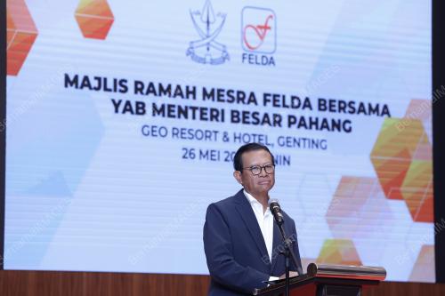 DATUK SERI SHABERY CHEEK