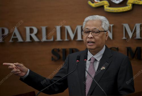 DATUK SERI ISMAIL SABRI YAAKOB
