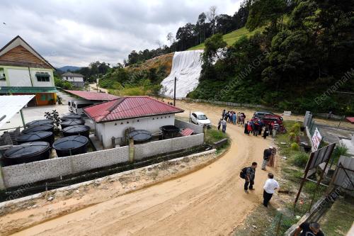 KL39_29112017_BANTAHAN_BN201711282779