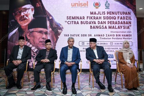 AHMAD ZAHID HAMIDI