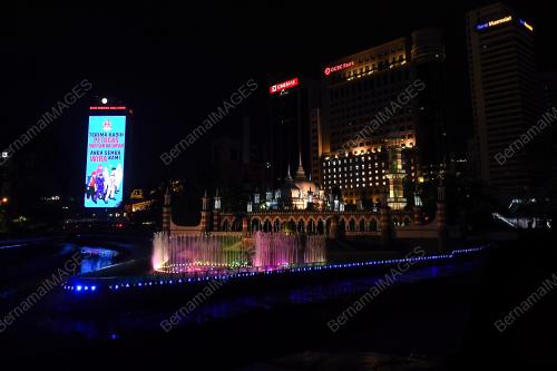 KEMPEN LAMPU BIRU