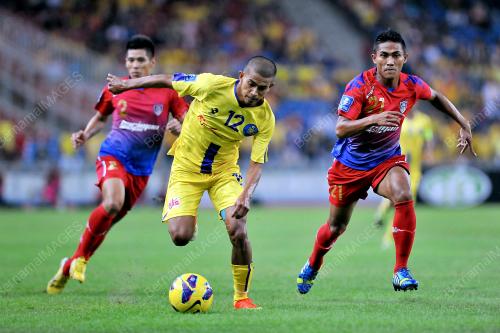 KL40_01062013_PIALA_FA