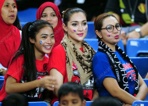 KL40_01112014_PIALA_MALAYSIA