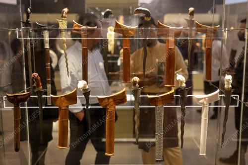 PAMERAN KERIS KUASA DAN JATI DIRI
