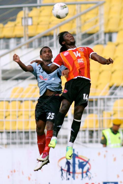 KL40_02032012_BOLA
