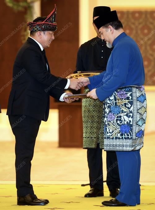 KL40_02072018_WATIKAH