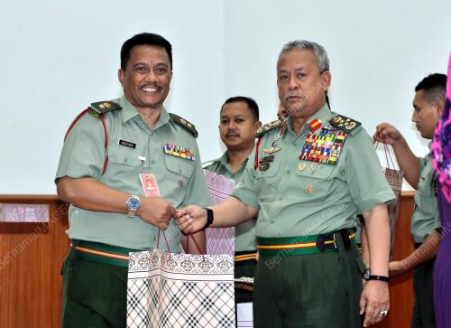KL40_03092015_JEMAAH_HAJI