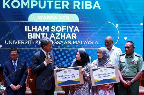 DATUK SERI MOHAMAD HASAN