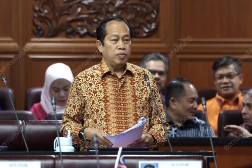DATUK SERI AHMAD MASLAN