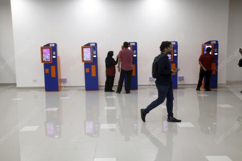 TERMINAL BERSEPADU GOMBAK