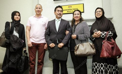 KL40_05042016_MAHKAMAH