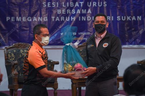 HASNI ABDUL AZIZI