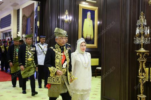 AL-SULTAN ABDULLAH RI'AYATUDDIN AL-MUSTAFA BILLAH SHAH