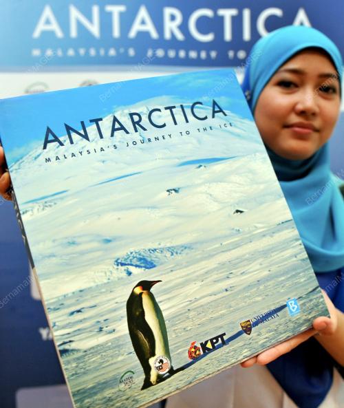 KL40_06022013_ANTARCTICA