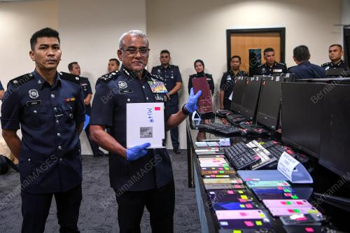 DATUK SERI RAMLI MOHAMED YOOSUF
