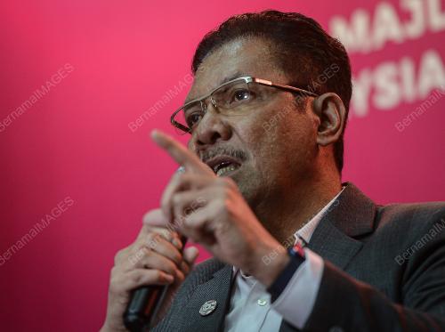 DATUK AB GHANI HASSAN