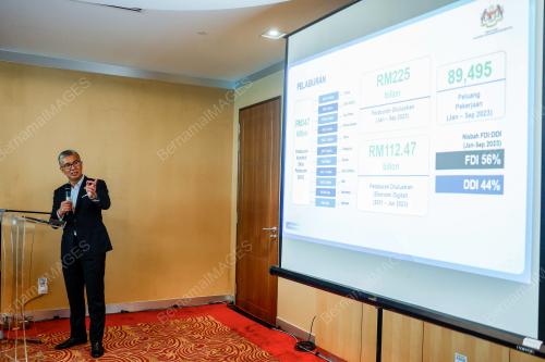 TENGKU DATUK SERI ZAFRUL TENGKU ABDUL AZIZ