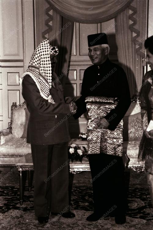 YANG DI-PERTUAN AGONG RAI YASSER ARAFAT