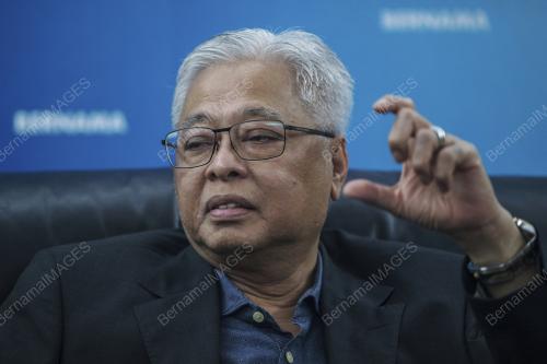 DATUK SERI ISMAIL SABRI YAAKOB