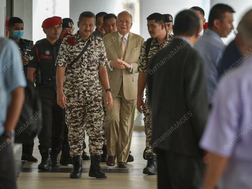 DATUK SERI NAJIB TUN RAZAK