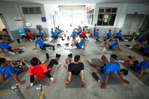 SESI LATIHAN PUSAT SKUAD HARIMAU MALAYA B 19