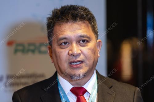 IR AHMAD NIZAM MOHAMED AMIN