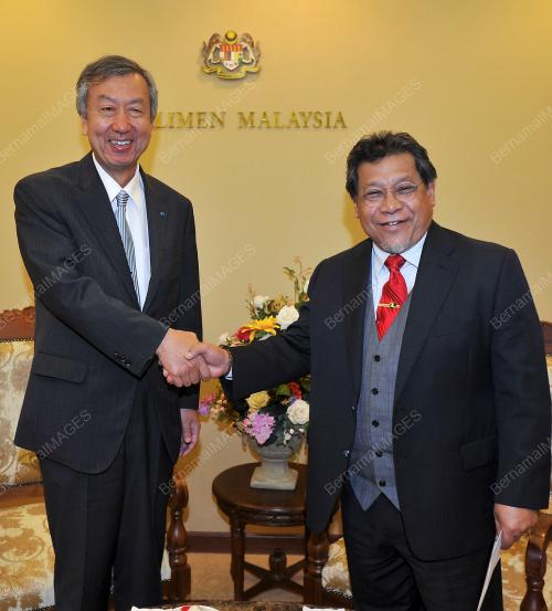 KL40_09414_PARLIMEN_08042014