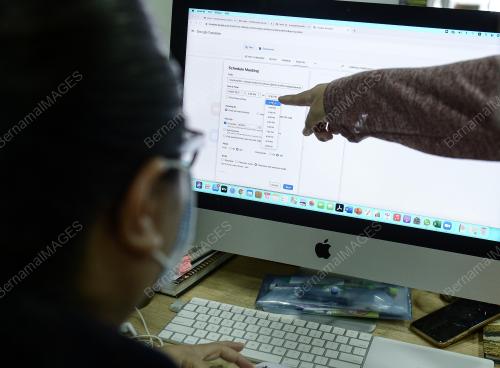 SEKTOR PELANCONGAN
