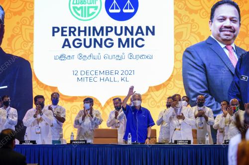 DATUK SERI ISMAIL SABRI YAAKOB
