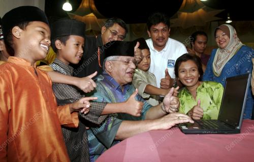 TENGKU ADNAN TENGKU MANSOR