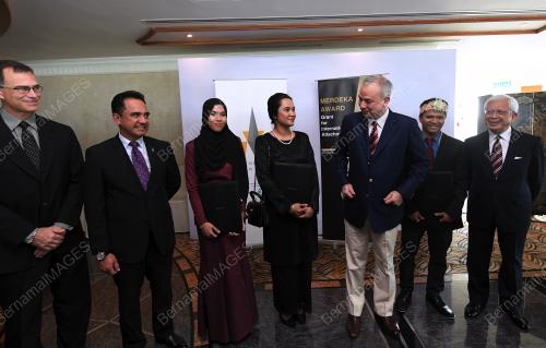 KL40_13122017_ANUGERAH