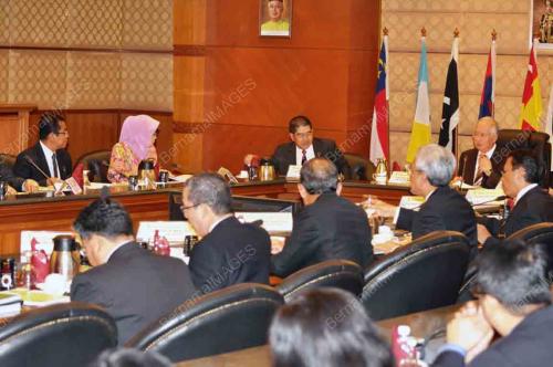 KL40_14022011_PM