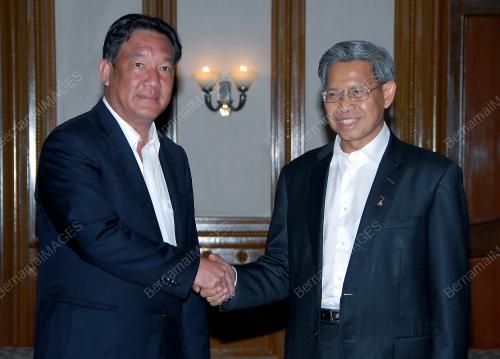 DATUK SERI MUSTAPA MOHAMED