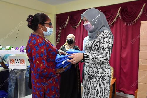 DATUK SERI RINA MOHD HARUN