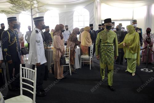AL-SULTAN ABDULLAH RI'AYATUDDIN AL-MUSTAFA BILLAH SHAH 