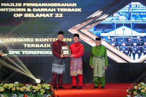 DATUK MOHD NASRI OMAR